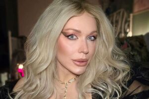 На вопрос, что она будет делать, если ей вручат повестку, Монро сказала, что отреагирует "адекватно"