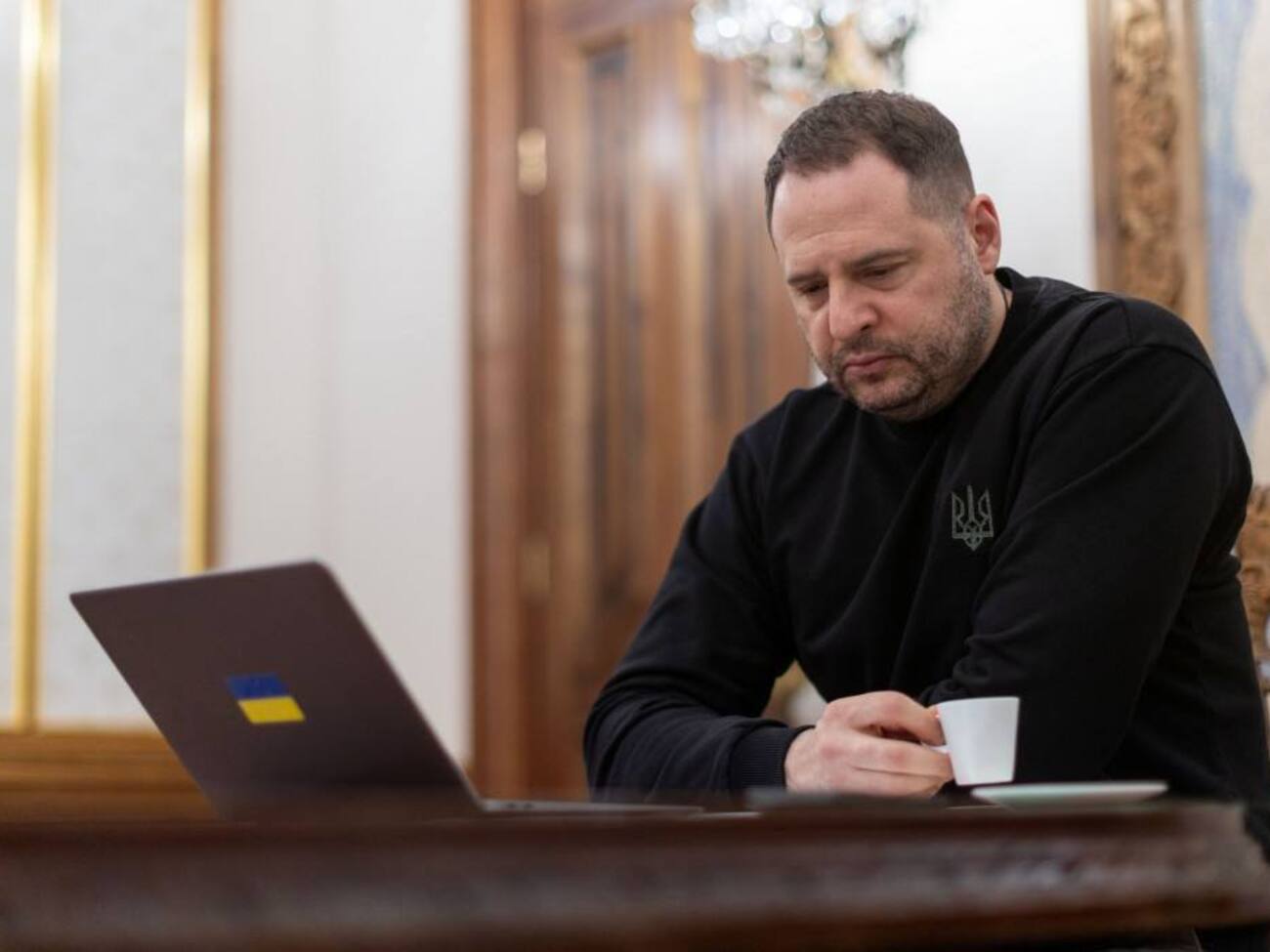 Єрмак під час бесіди зазначив, що потреба в посиленні системи ППО України залишається дуже гострою