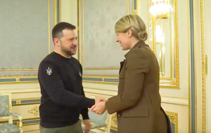 Министр иностранных дел Канады приехала в Киев