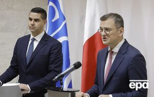 РФ почала поширювати дезінформацію, використовуючи для цього майданчики ОБСЄ та ООН, зазначив Кулеба (праворуч)