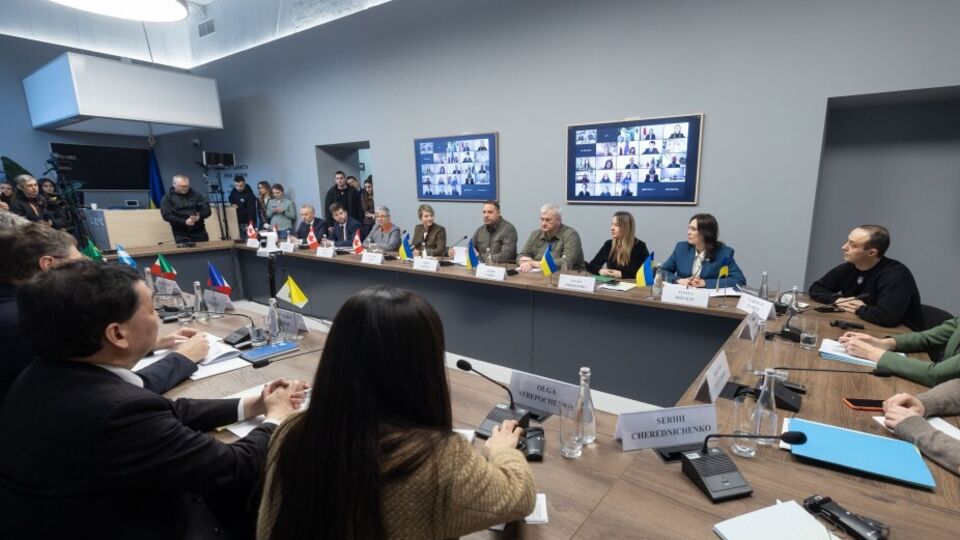 Україна й Канада спільно підготували рамковий документ коаліції за повернення українських дітей, зазначили в ОП