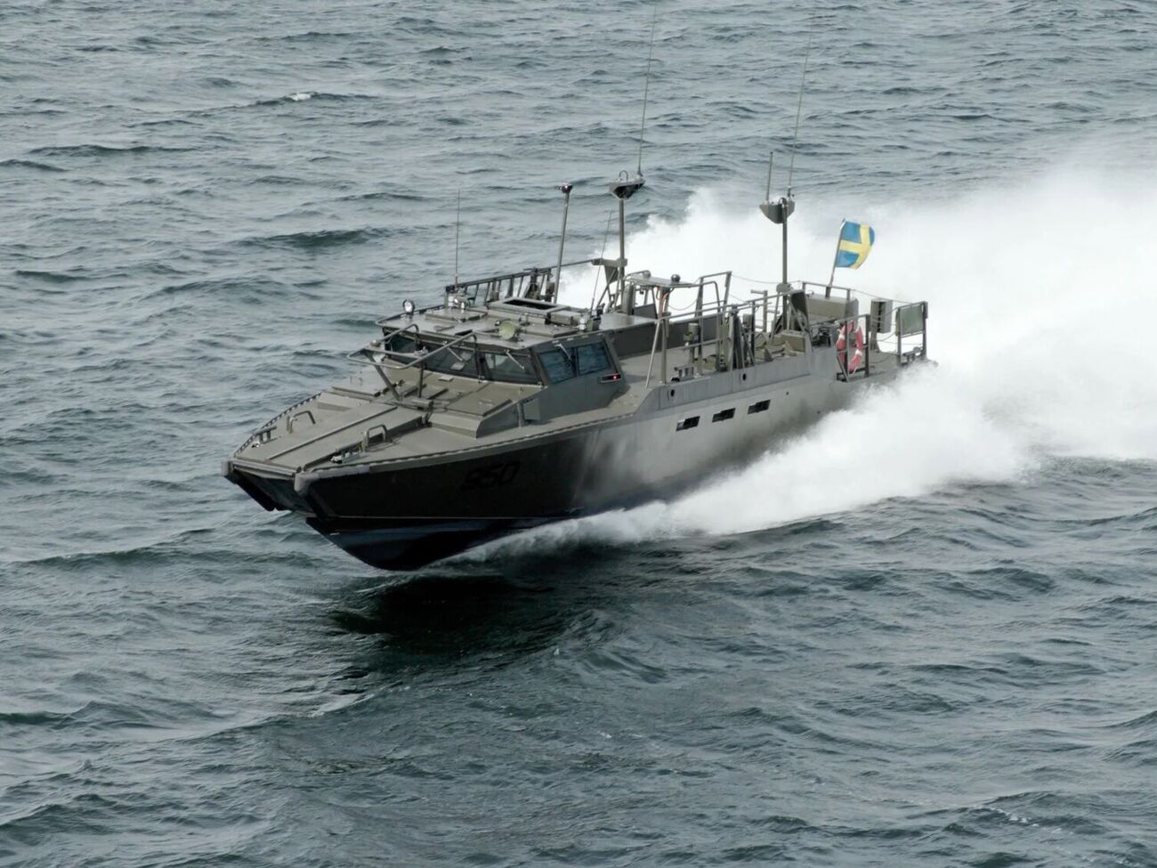 В пакет вошли 10 катеров Combat Boat 90