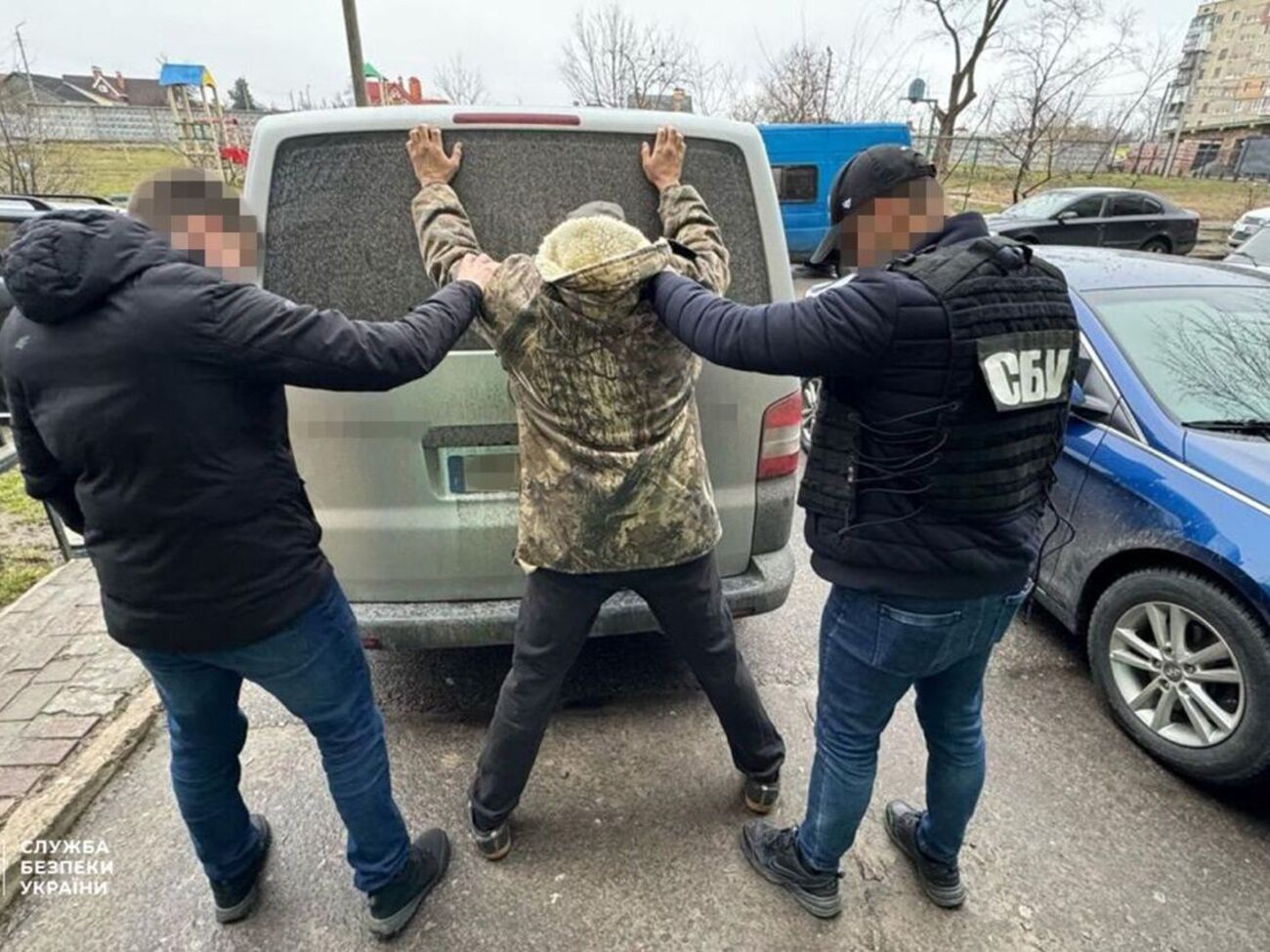 СБУ затримала підозрюваного у власному будинку