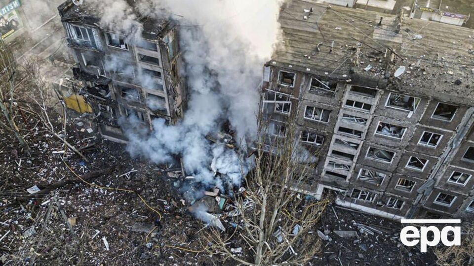 Із грудня 2023 року програма виплат за зруйноване РФ житло почала діяти в застосунку "Дія"