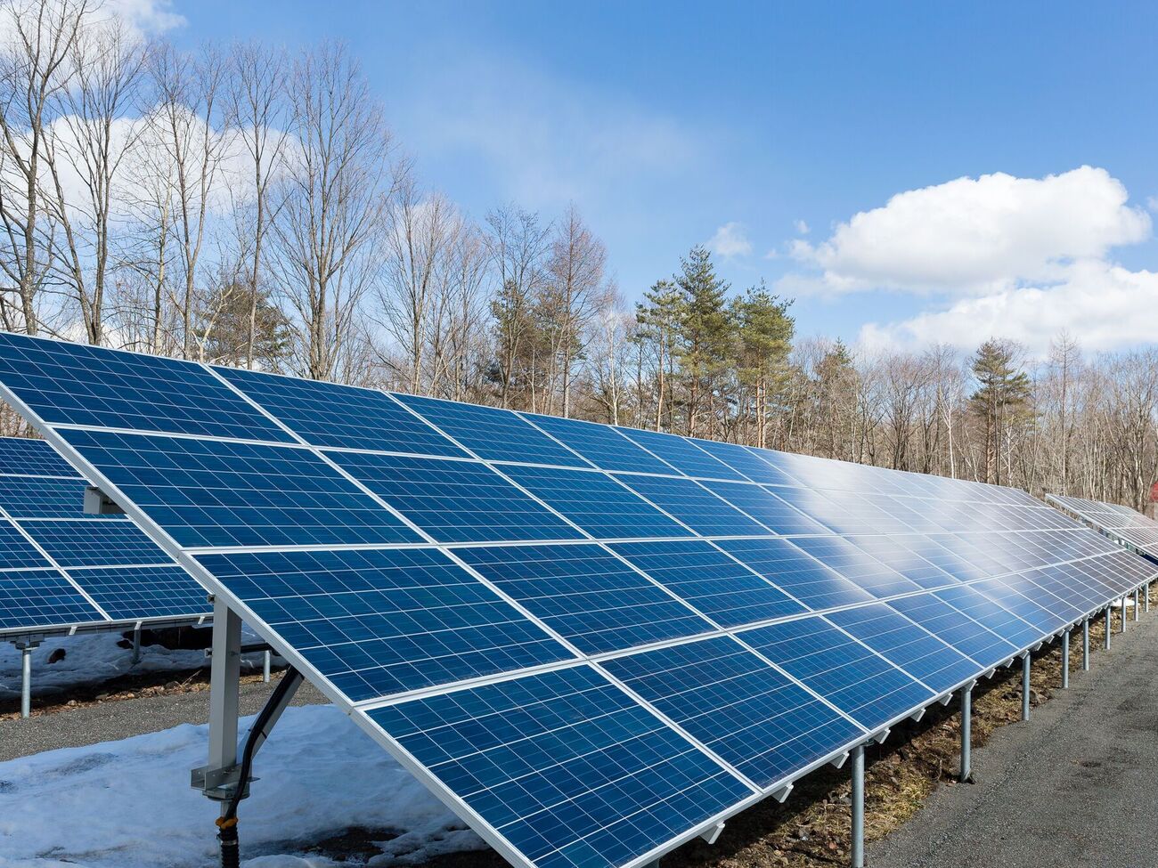 Cектор "зеленой" энергетики переживает трудные времена из-за задолженности государственного "Гарантированного покупателя" за уже произведенную электроэнергию, отметил представитель госкомпании "Энергетическая компания Украины"