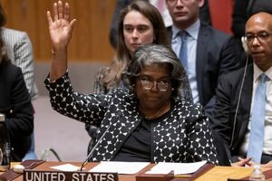 Посол США в ООН Линда Томас-Гринфилд объяснила вето тем, что резолюция может поставить под угрозу переговоры между Израилем и ХАМАС