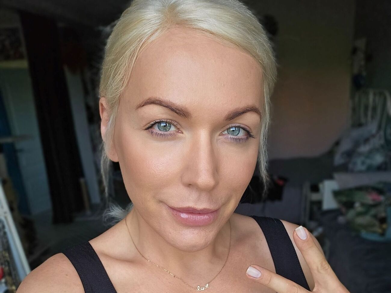 Монро в настоящее время не состоит в отношениях, но открыта для них