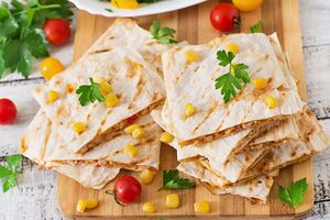 Дополнить блюдо можно овощами по желанию