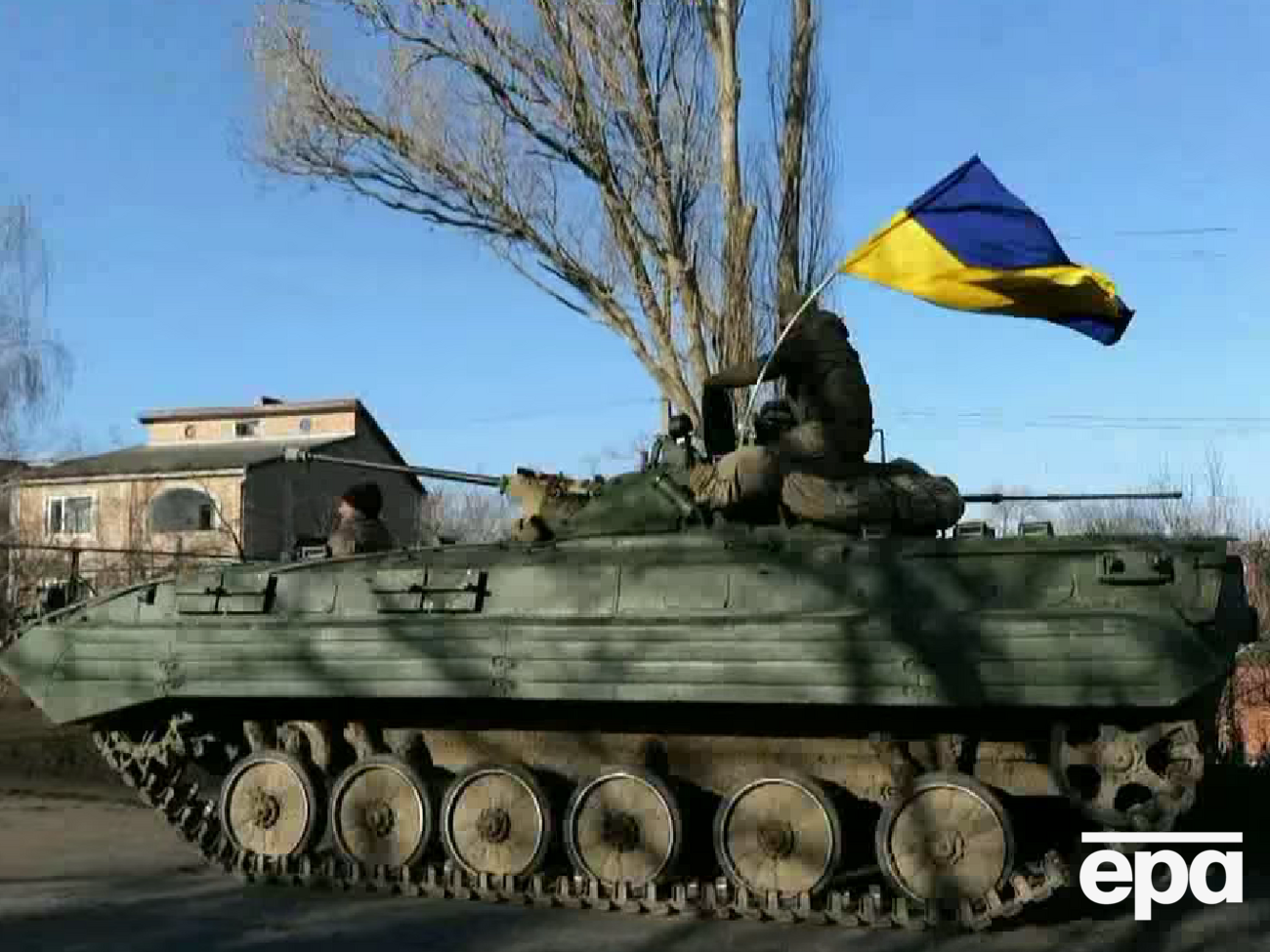 Стрічка розповідає, зокрема, про роботу в Бахмуті спостережного пункту бригади
