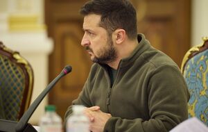 Зеленский 21 февраля провел первую с начала полномасштабной войны встречу со своей фракцией "Слуга народа"