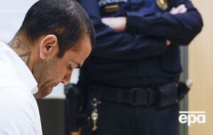 Виступаючи в суді, Алвес стверджував, що не примушував дівчину до сексу