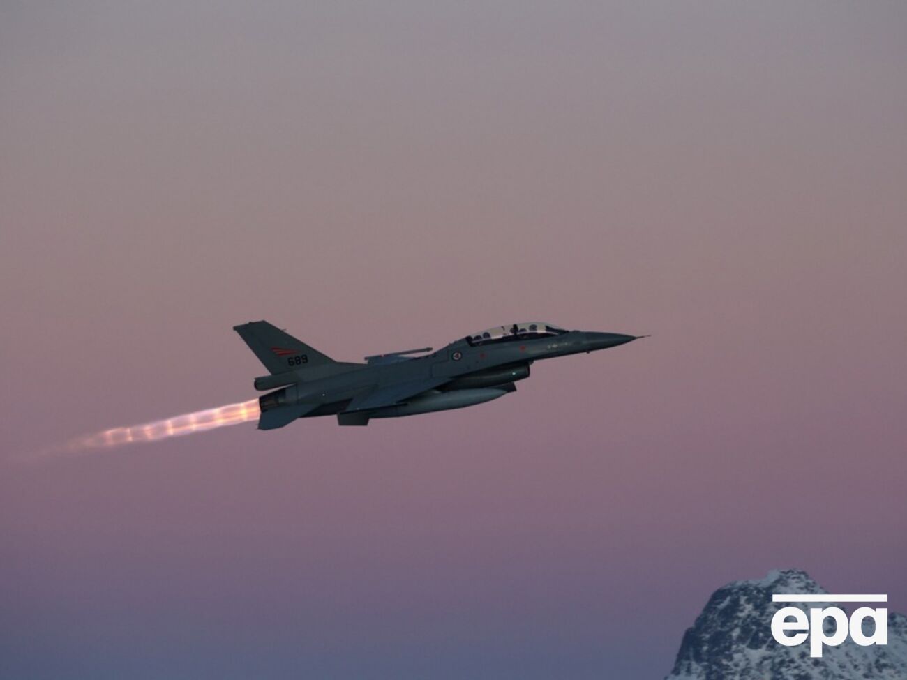 Українські пілоти вже літають на F-16 з інструкторами, зазначали у ПС ЗСУ