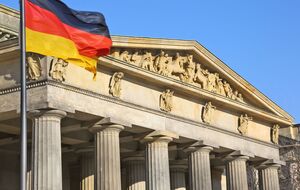 За поставки ракет проголосовало только 182 депутата, в то же время против выступило 480