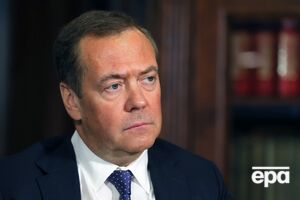 Медведев "ставит новые рекорды мерзости", считает "Медуза"