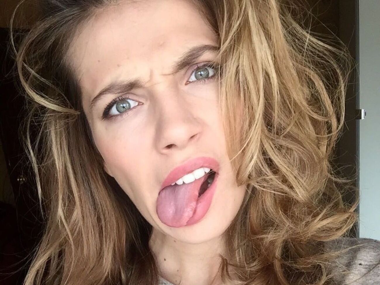 Паперная снимается в РФ и молчит о войне