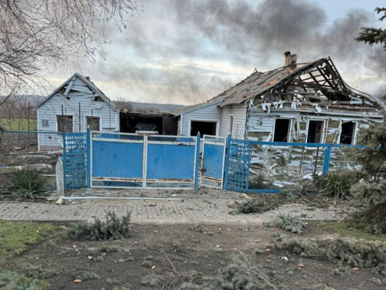 Враг попал в дома