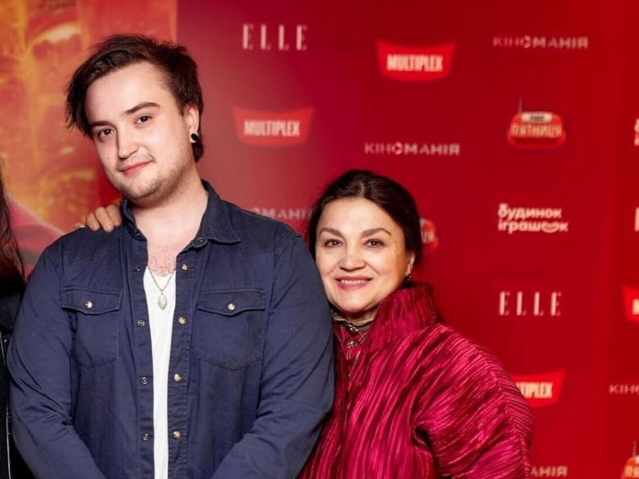 Сын Натальи Сумской заявил, что благодарен Ольге Сумской за то, что она организовала похороны бабушки