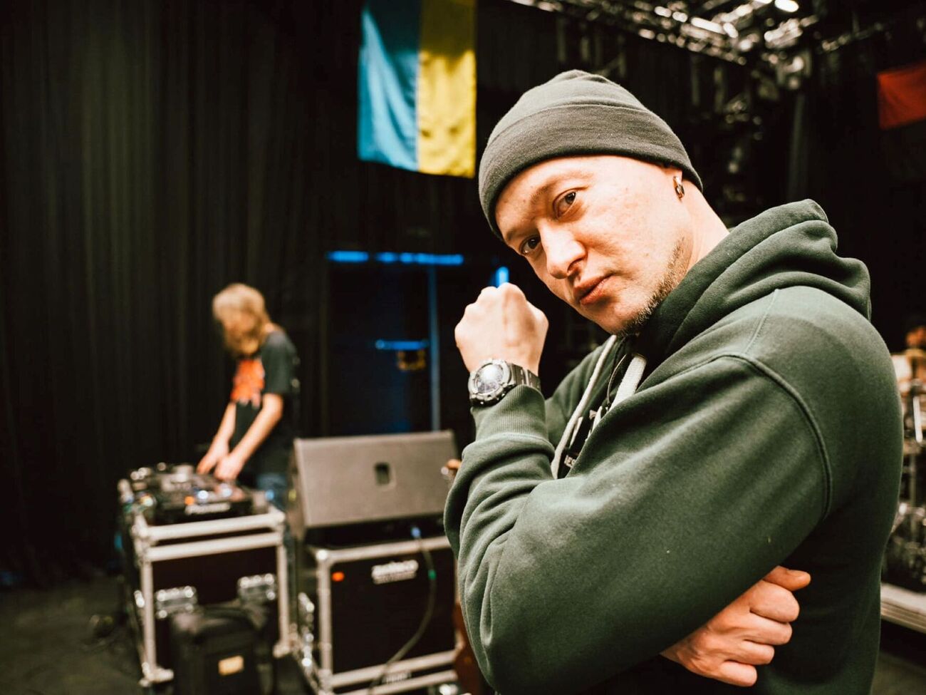 Хливнюк: Коли ми знову заспіваємо російськомовні пісні? Вбивство лідерів Кремля, спалення нафіг того Кремля. Росіяни нанизують голови і сраки цих довбой...бів прямо на стовпи. І буде все, що ви хочете