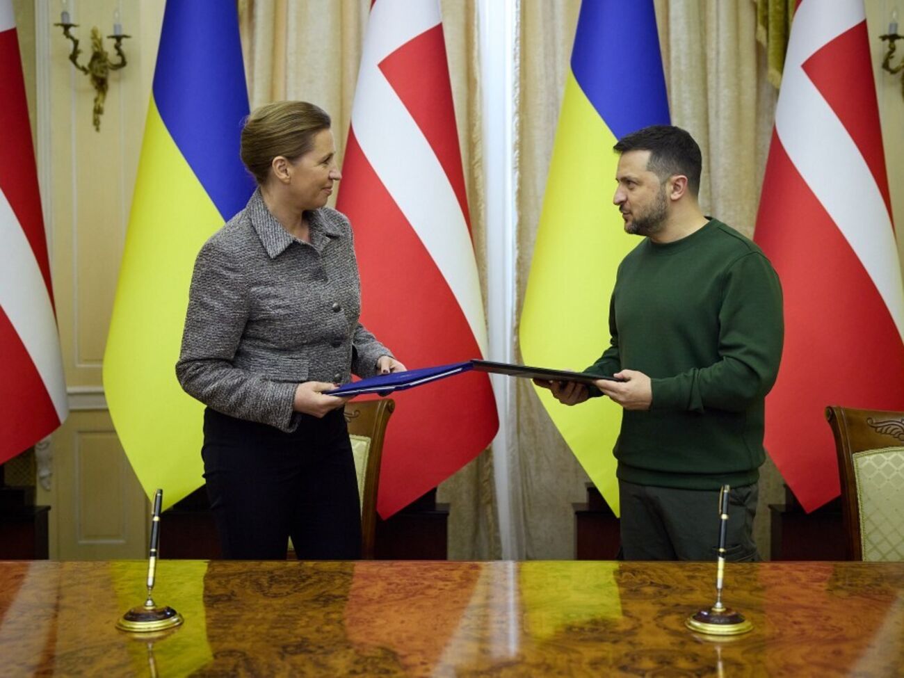 Зеленский и Фредериксен подписали соглашение 23 февраля