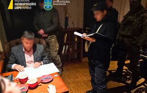 За даними ЗМІ, заступник голови облради, про якого йдеться, – Владислав Куценко