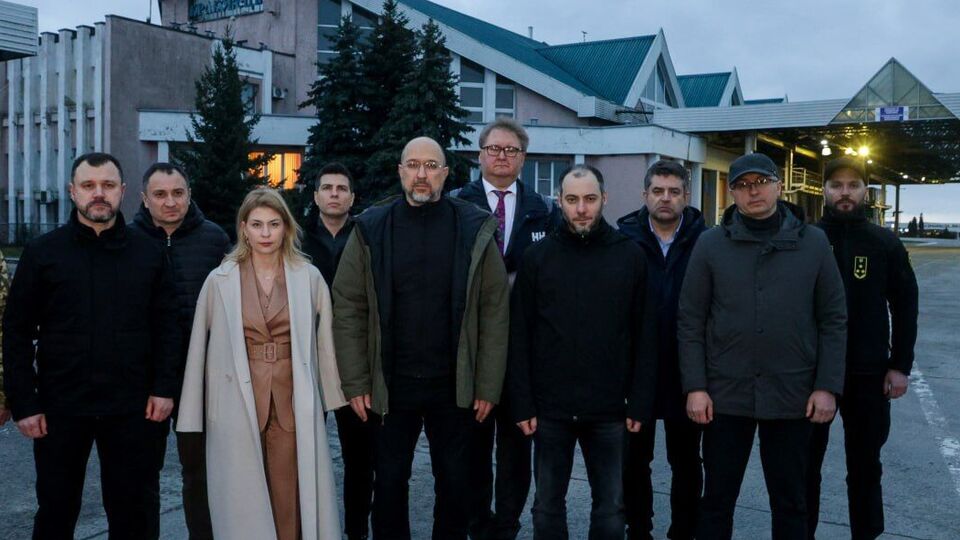 Правительство Украины приехало на границу с Польшей, чтобы "договориться и найти компромисс", отметил Шмыгаль