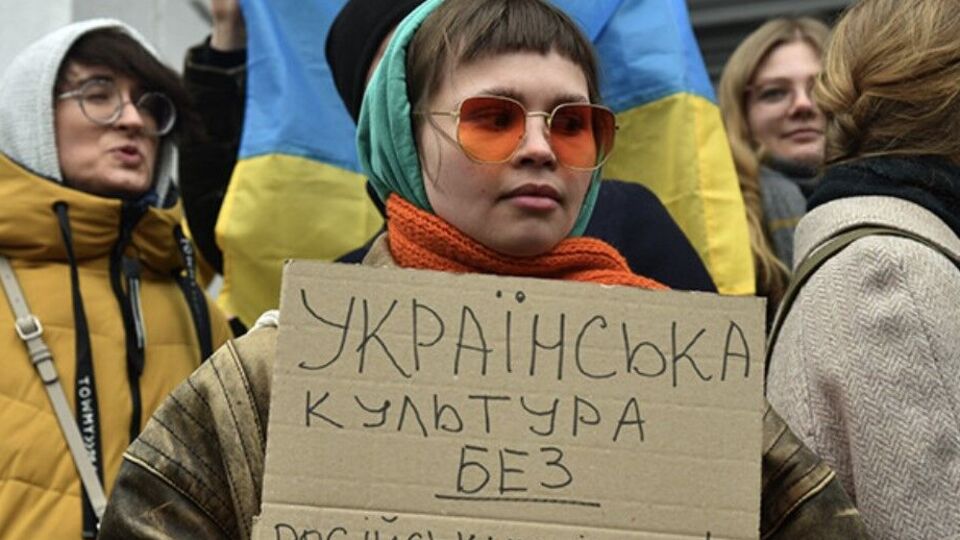 Авторы обращения считают, что необходимо прилагать усилия к популяризации творчества именно украинских композиторов, а не российских