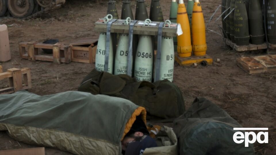 Боеприпасы украинцам нужны в соотношении один к одному, отметил Зеленский