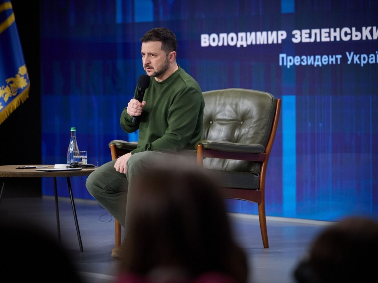 Сырский хочет быть в каждой бригаде сил обороны Украины, чтобы "сделать выводы", отметил Зеленский (на фото)