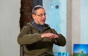 Подавляющая часть общества верит: Украина такая крепкая, что с ней ничего не произойдет. Надо каждый день бояться совершить разрушительную ошибку, после которой уже ничего нельзя исправить