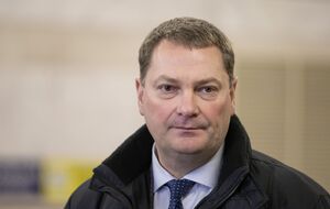 Руслан Кандибор: Мы вынуждены каждый раз останавливать работу, потому что нужно отвезти ту или иную делегацию, показать каждому, рассказать