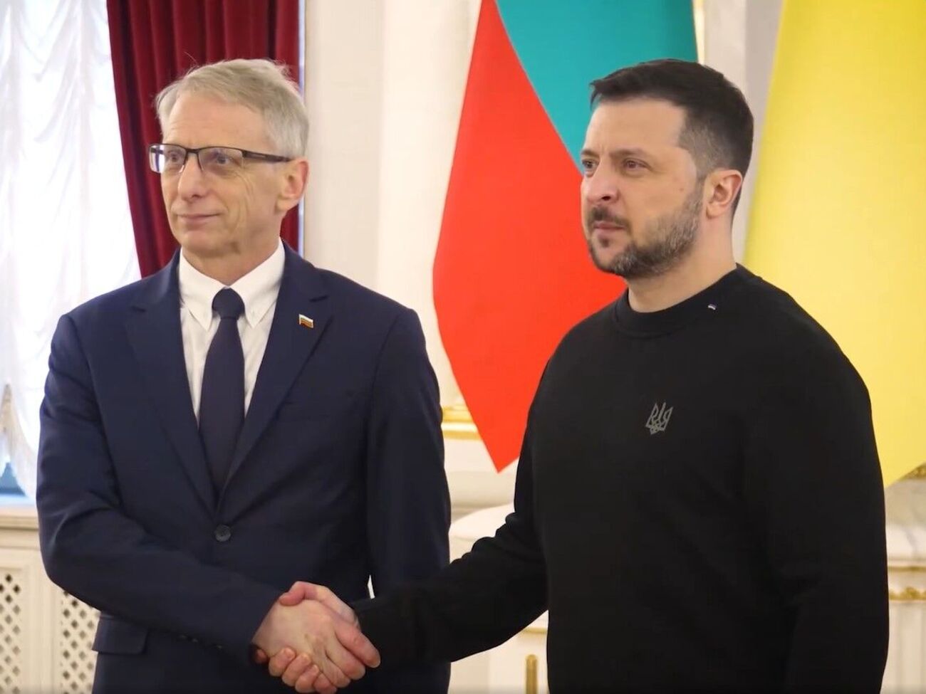 Зеленський повідомив, що на зустрічі з Денковим вони домовилися активізувати розвиток логістики й інфраструктури