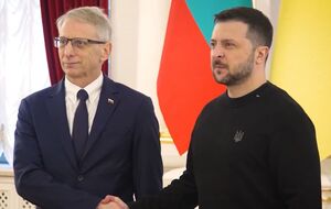 Зеленський повідомив, що на зустрічі з Денковим вони домовилися активізувати розвиток логістики й інфраструктури