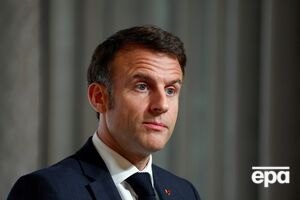 Макрон призвал давать больше помощи Украине