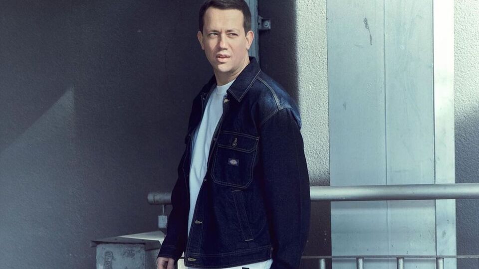 Дурнєв створив паблік "Боже, яке кончене" в березні 2022 року