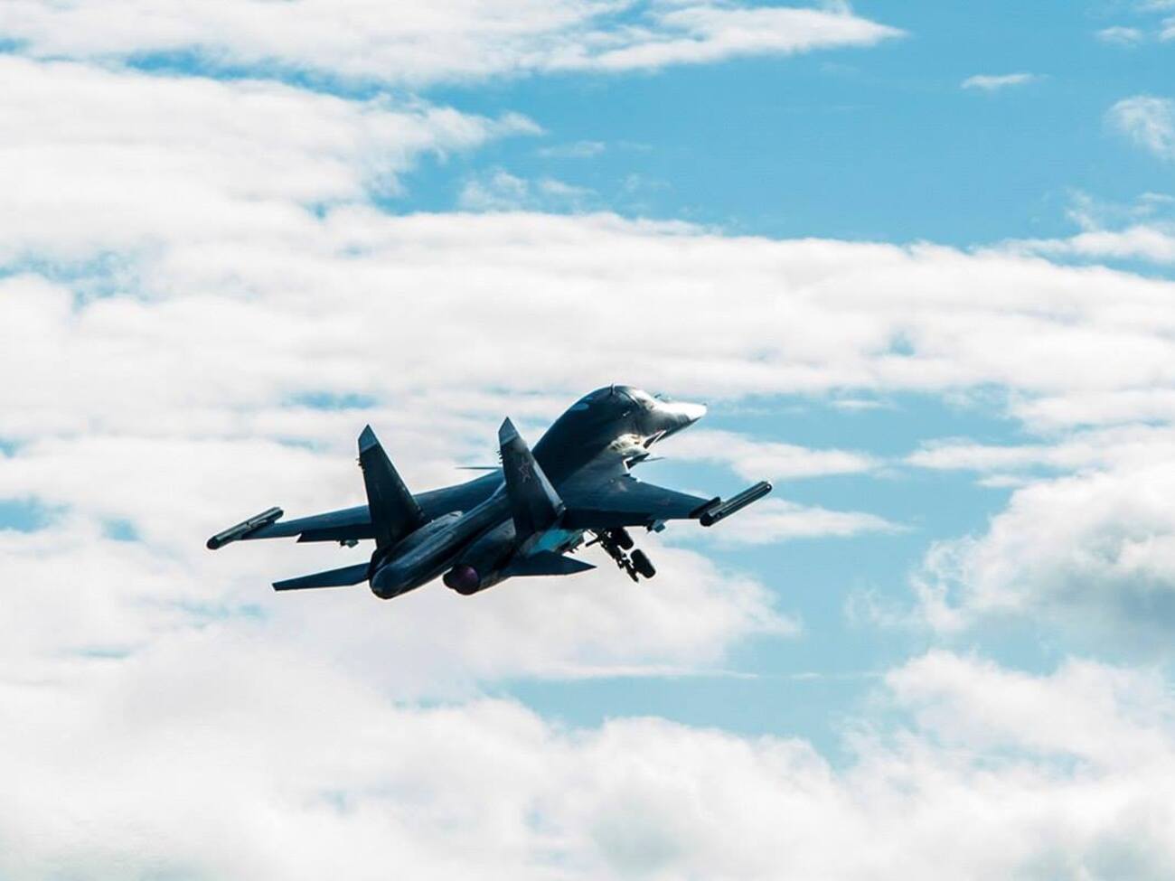 Украинские военные отработали по дежурному Су-34 российских оккупантов около 14.00 27 февраля, отметил Олещук