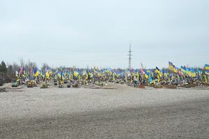 Родственников погибших военных направляют в конкретную ритуальную службу