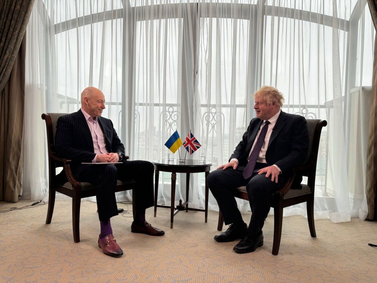 Джонсон: Я захоплююся героїзмом і самопожертвою українського народу. Вони роблять неймовірні речі