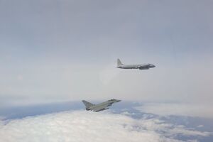 Российский Ил-20 передвигался без плана полета