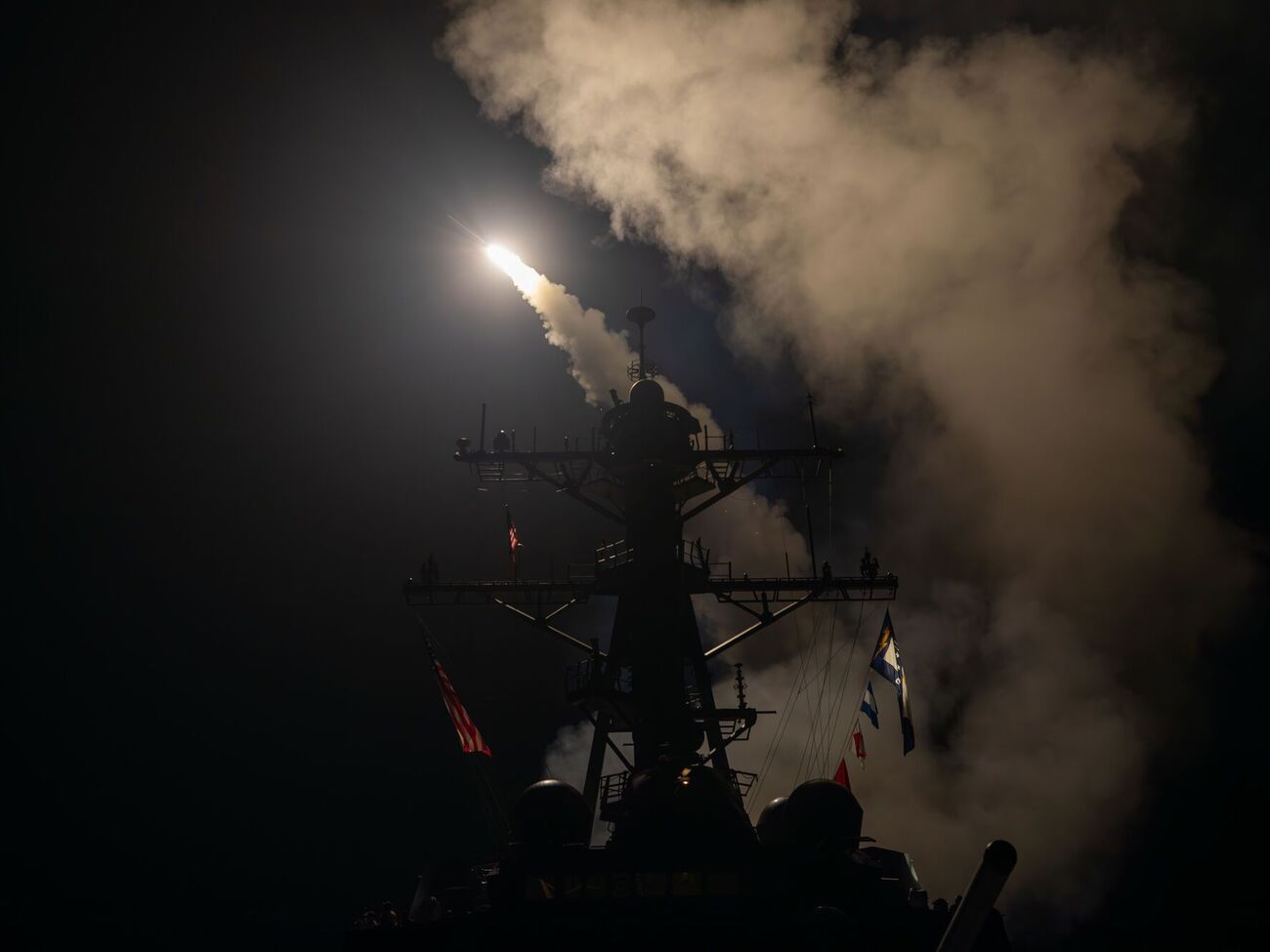 Американські військові, ймовірно, знищили сотні одиниць зброї хуситів, а також перехопили над морем десятки ракет і безпілотників