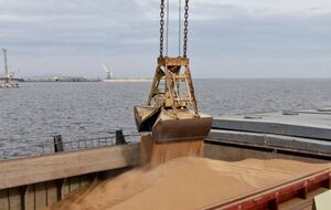 Протягом 2023 року порт окупованого Маріуполя обробив щонайменше 65 суден