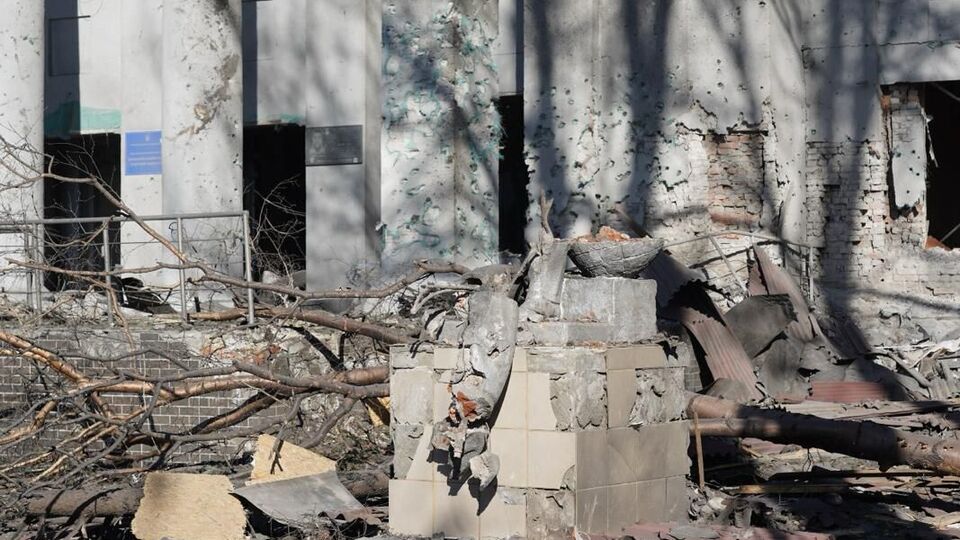 За сутки под обстрелы попали 104 объекта гражданской инфраструктуры