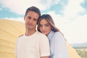 Керр вышла замуж за Шпигеля в 2017 году