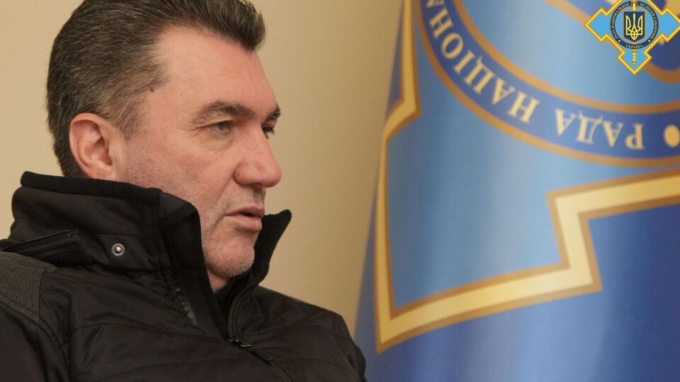 Данілов розповів про поширення російських фейків у соцмережах