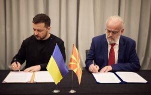 Зеленский и премьер-министр Северной Македонии Джафери подписали совместную декларацию по евроатлантической интеграции Украины