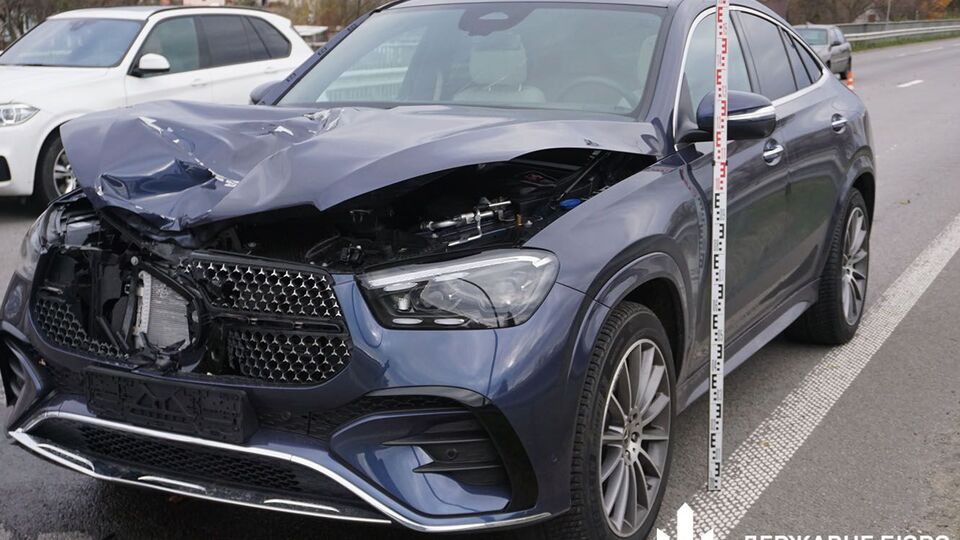 Следователи уверены, что если бы водитель соблюдал разрешенную скорость и вовремя затормозил, девушка успела бы уйти с дороги