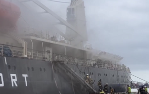 Пожар на ледоколе "Ермак" был локализован в течение нескольких часов