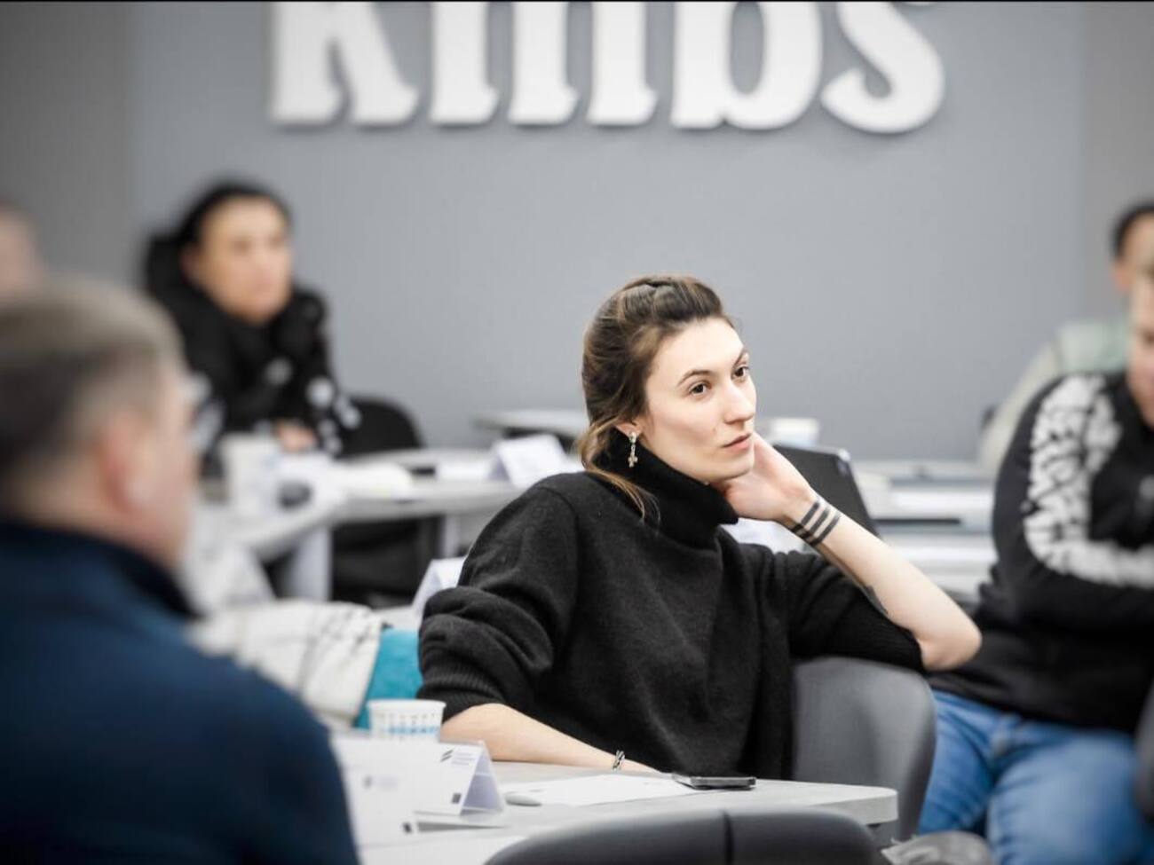 Хочется, чтобы хроники последнего 10-летия в Украине показали в тех залах, где собираются люди, ответственные за мировую безопасность. Чтобы они наконец почувствовали войну