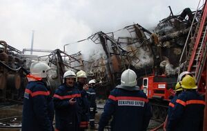 Российские власти утверждают, что на пожаре никто не пострадал