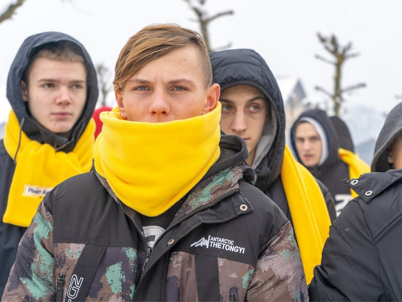 Під час зимової зміни "Блогер Кемп" на Закарпатті дітям допомагає команда психологів Фонду і лікар-остеопат, який працює з тілесними проявами психологічної травми