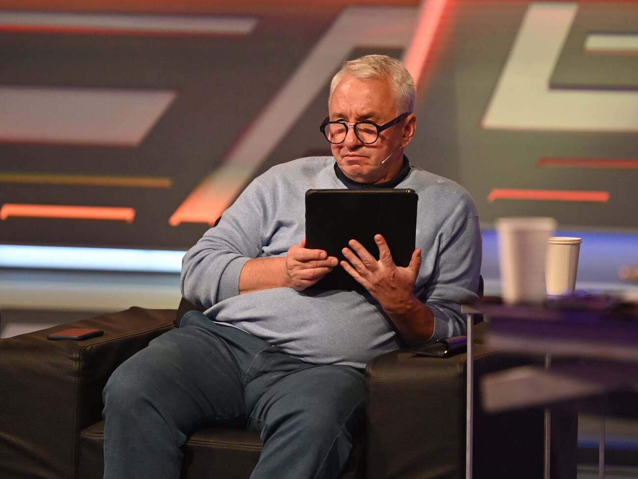 Алексей Кучеренко: Мы же на заправках не требуем, чтобы нам без денег горючее заливали в баки